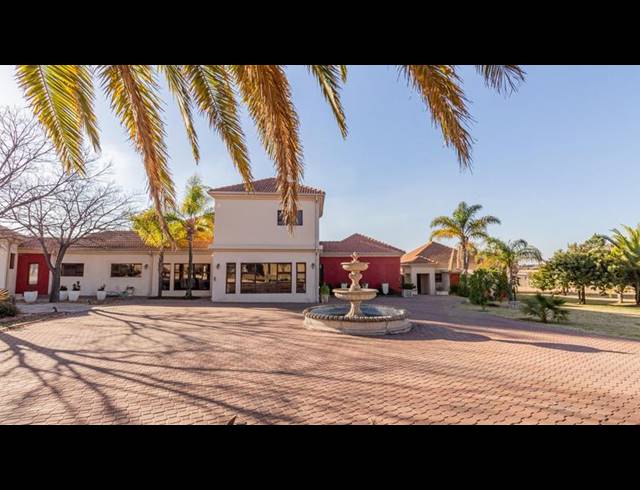 6 BEDROOM HOUSE FOR SALE IN KNOPPIESLAAGTE